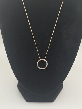 10k Gold Circle Pavé Diamond Pendant Necklace